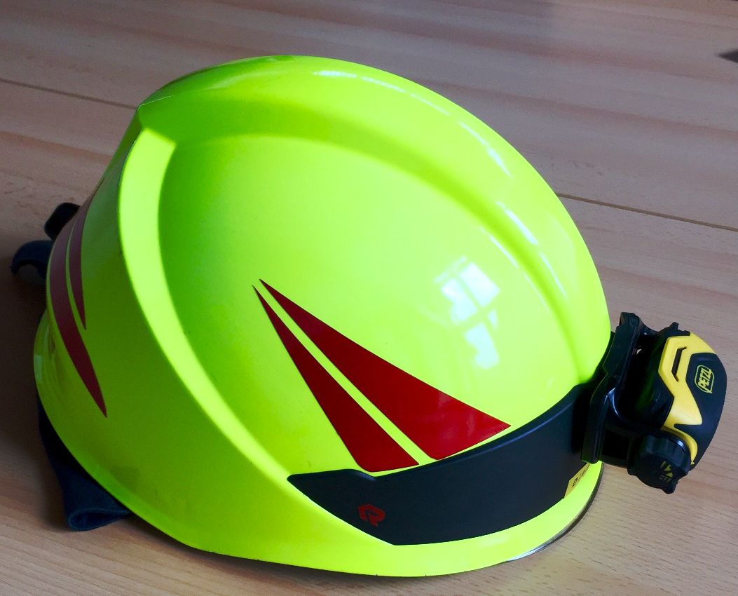 Helmkennzeichnung Feuerwehrhelm Rosenbauer Heros-Smart ROT